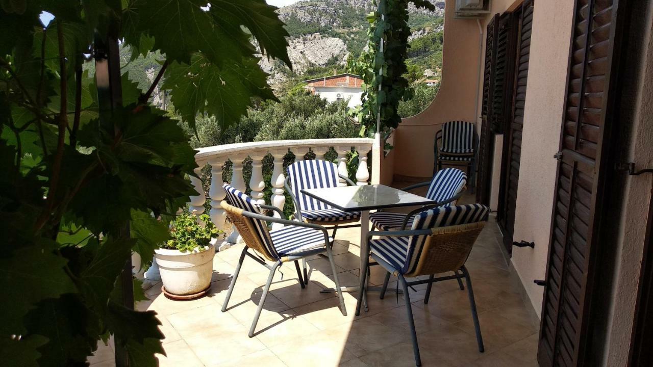 Apartment Ivo Veliko Brdo Makarska Luaran gambar